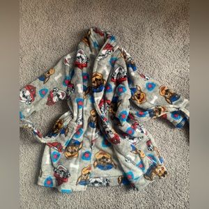 Gently used Paw Patrol robe. 2T